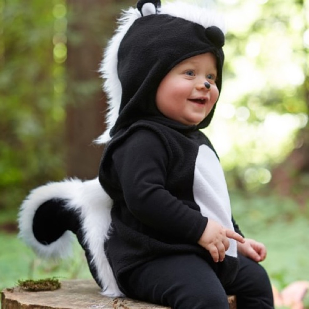 Pottery kids skunk costume
